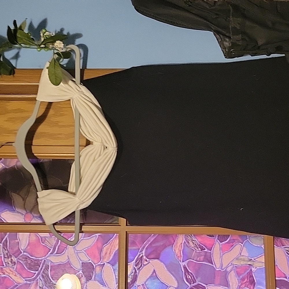 Off-shoulder dressshirt